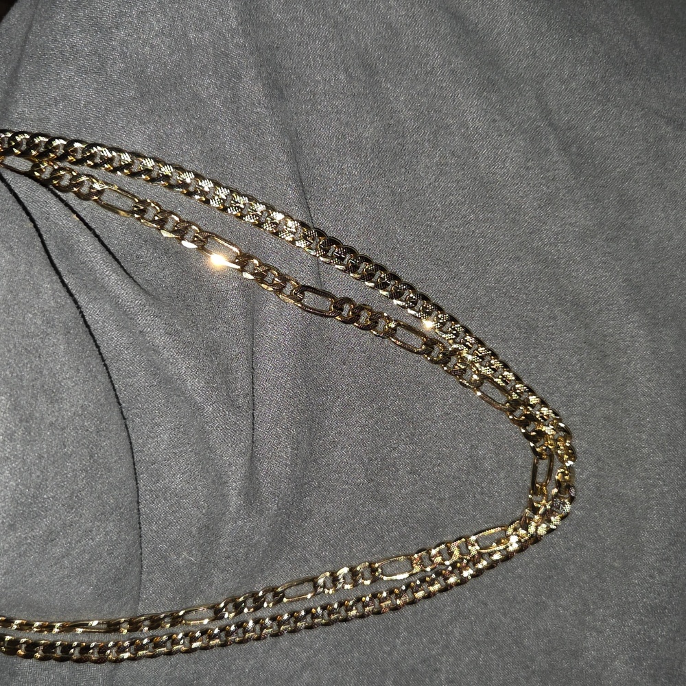 Elegant Gold Chain Necklace - Picture 13 of 16